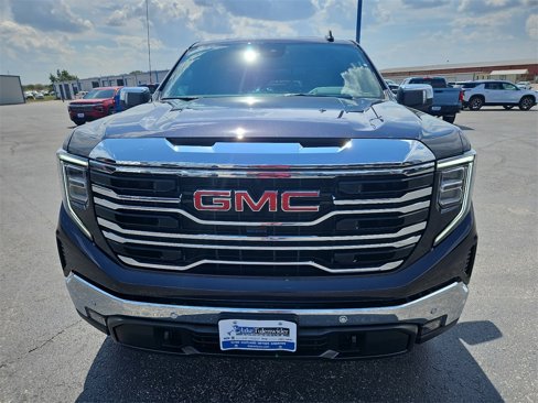 New 2026 GMC Sierra 1500 SLT w/ SLT Premium Package image 11