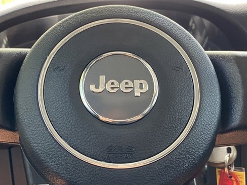 Used 2015 Jeep Wrangler Unlimited Sport image 16