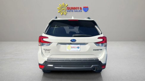 Used 2020 Subaru Forester Limited image 6