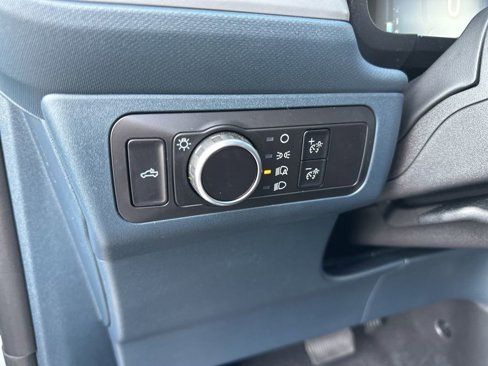 New 2025 Ford Maverick XL image 15