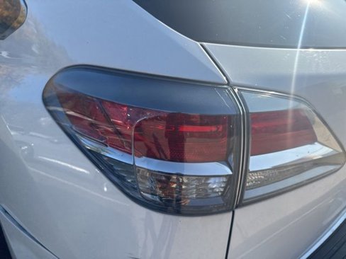 Used 2015 Lexus RX 450h AWD image 9