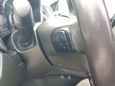 Used 2019 Chevrolet Equinox LT w/ Driver Convenience Package image 14