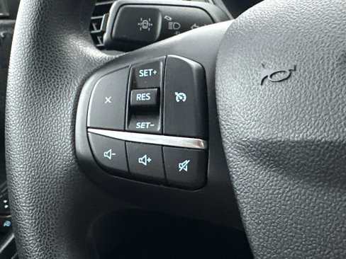 Used 2022 Ford Escape S image 12