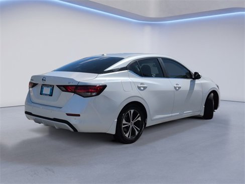 Used 2021 Nissan Sentra SV image 4