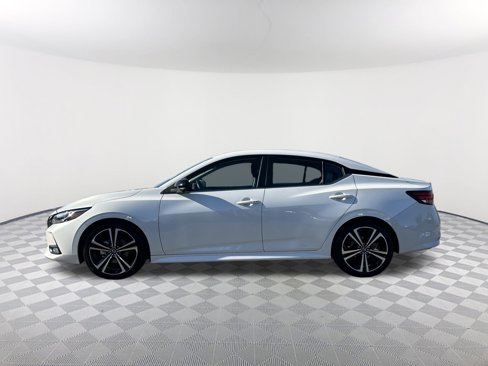 Used 2023 Nissan Sentra SR w/ SR Premium Package image 11