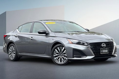 Certified 2024 Nissan Altima 2.5 SV image 2