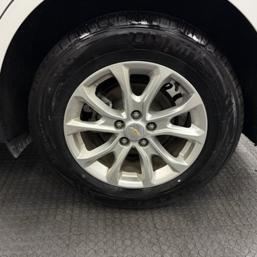 Used 2020 Chevrolet Equinox LT image 11