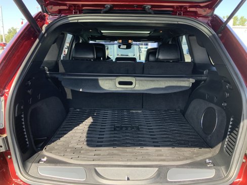 Used 2019 Jeep Grand Cherokee Overland image 12