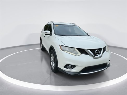 Used 2016 Nissan Rogue SV w/ SV Premium Package image 2
