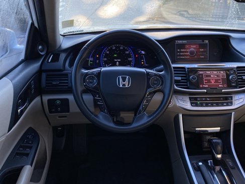 Used 2015 Honda Accord EX-L image 23
