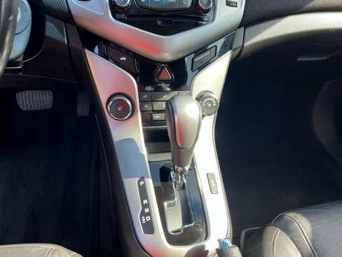 Used 2015 Chevrolet Cruze LT image 21
