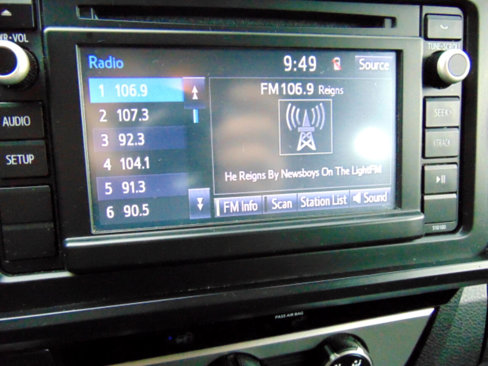 Used 2018 Toyota Tacoma SR5 image 18
