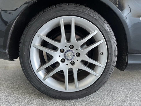 Used 2009 Mercedes-Benz CLK 350 Coupe image 34