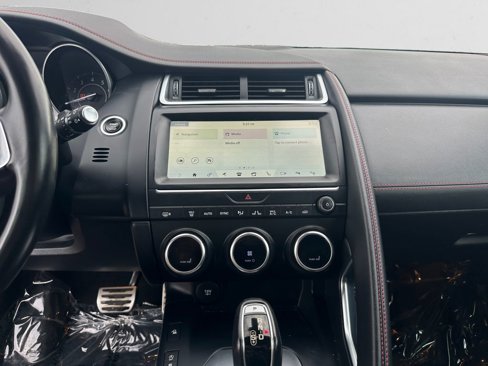 Used 2018 Jaguar E-PACE First Edition image 11