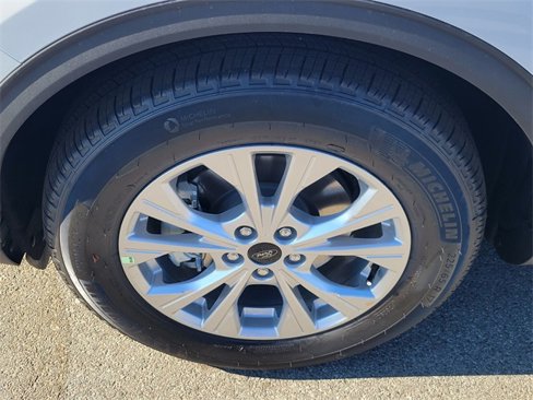 New 2025 Ford Escape Active image 11