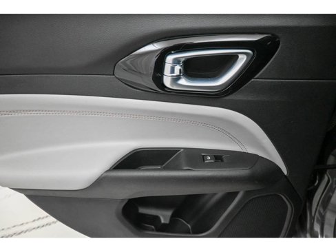 Used 2022 Jeep Compass Limited image 25