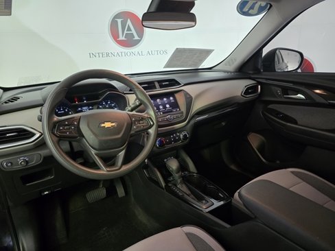 Used 2021 Chevrolet TrailBlazer LS image 12