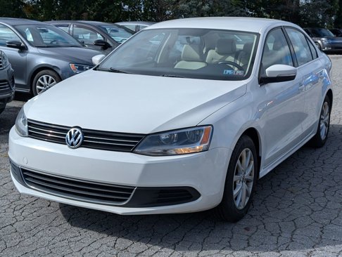 Used 2013 Volkswagen Jetta SE image 1