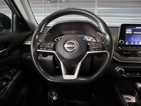Used 2024 Nissan Altima 2.5 SR image 18