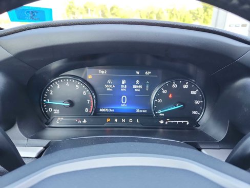 Used 2022 Ford Explorer XLT image 12