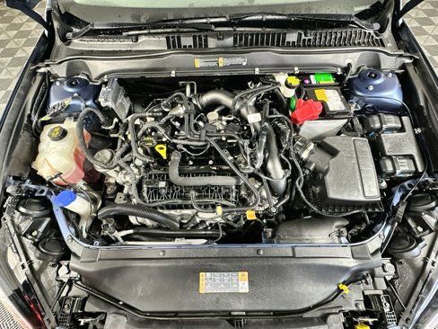 Used 2018 Ford Fusion SE w/ Fusion SE Technology Package image 26