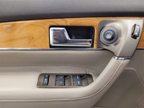 Used 2012 Lincoln MKX FWD w/ Wood Pkg image 24