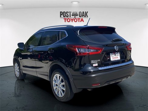 Used 2021 Nissan Rogue Sport SV image 5
