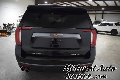Used 2022 GMC Yukon AT4 w/ Max Trailering Package image 4