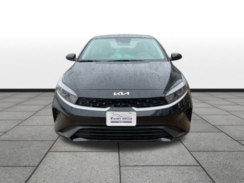 Used 2024 Kia Forte LXS image 10