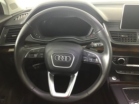 Used 2018 Audi Q5 2.0T Premium Plus image 11