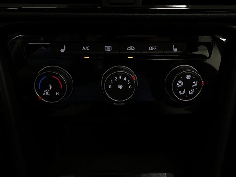 New 2025 Volkswagen Taos S image 23