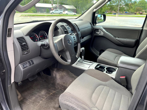 Used 2011 Nissan Pathfinder S w/ Protection Pkg image 15