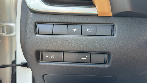 Used 2023 Nissan Rogue Platinum w/ Platinum Premium Package image 14