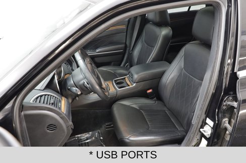 Used 2018 Chrysler 300 C w/ Sun, Sound & Nav Package image 7