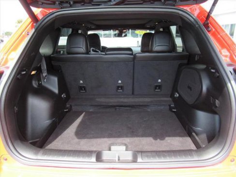 Used 2021 Jeep Cherokee High Altitude image 33