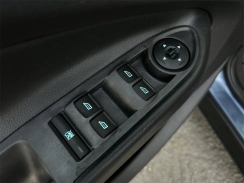 Used 2018 Ford Escape SE image 16