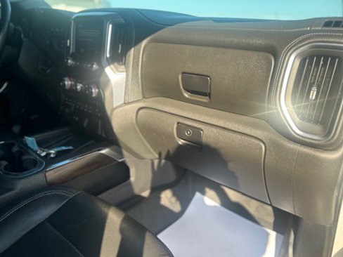 Used 2019 GMC Sierra 1500 SLT w/ SLT Premium Plus Package image 18