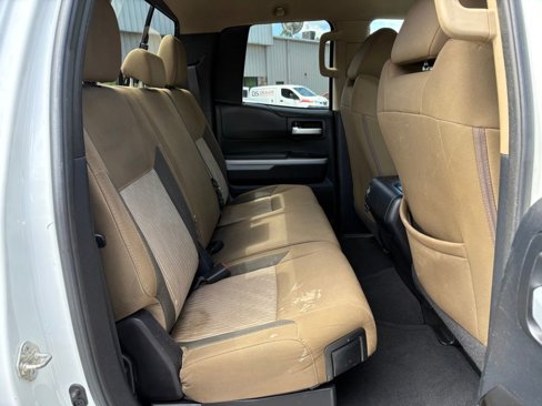Used 2017 Toyota Tundra SR5 image 25
