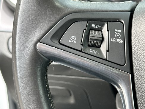 Used 2020 Buick Encore Preferred w/ Safety Package image 19