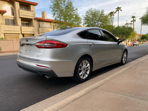Used 2019 Ford Fusion SE image 6