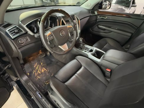 Used 2012 Cadillac SRX Luxury image 8