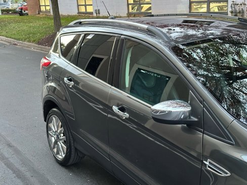 Used 2016 Ford Escape SE w/ SE Chrome Package image 11