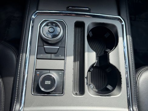 Used 2020 Ford Expedition Max XLT w/ Equipment Group 202A image 32