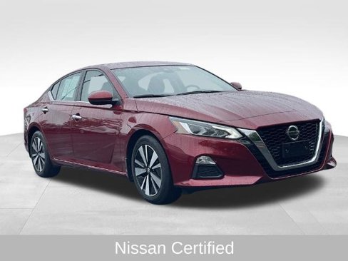 Certified 2021 Nissan Altima 2.5 SV w/ SV Premium Package image 3