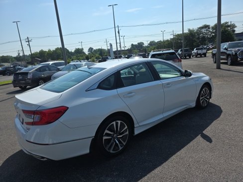 Used 2020 Honda Accord Touring image 6