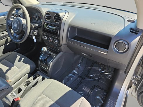Used 2012 Jeep Compass Sport image 23