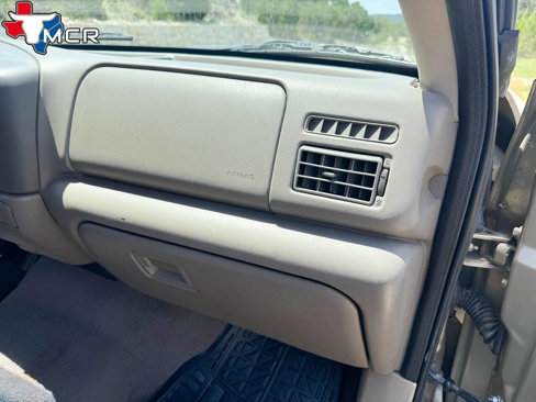 Used 2000 Ford F350 Lariat image 27