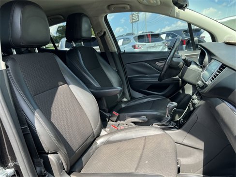 Used 2019 Buick Encore Sport Touring image 22
