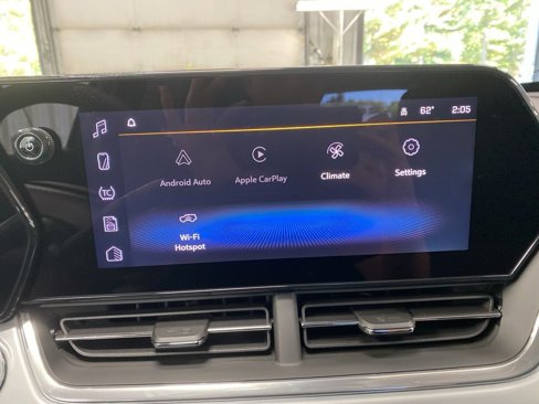 New 2025 Chevrolet Trax LT w/ LT Convenience Package image 33