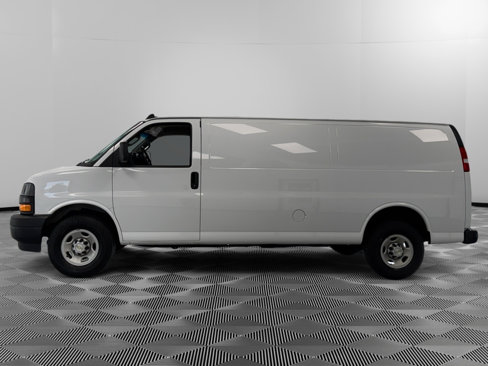 Used 2023 Chevrolet Express 2500 Extended w/ Driver Convenience Package image 5